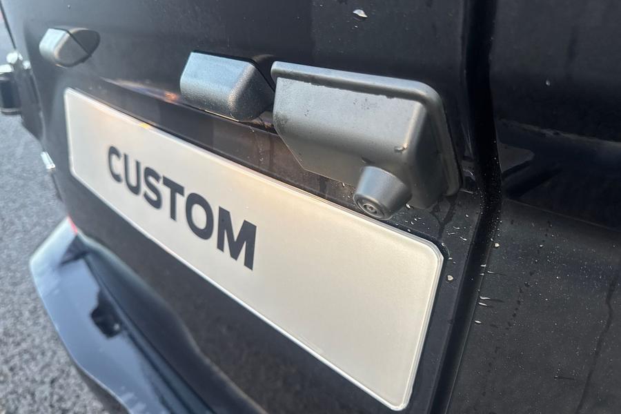 Ford TRANSIT CUSTOM Photo 24668220-f064-4ef0-ab38-7d4cf849f155.jpg