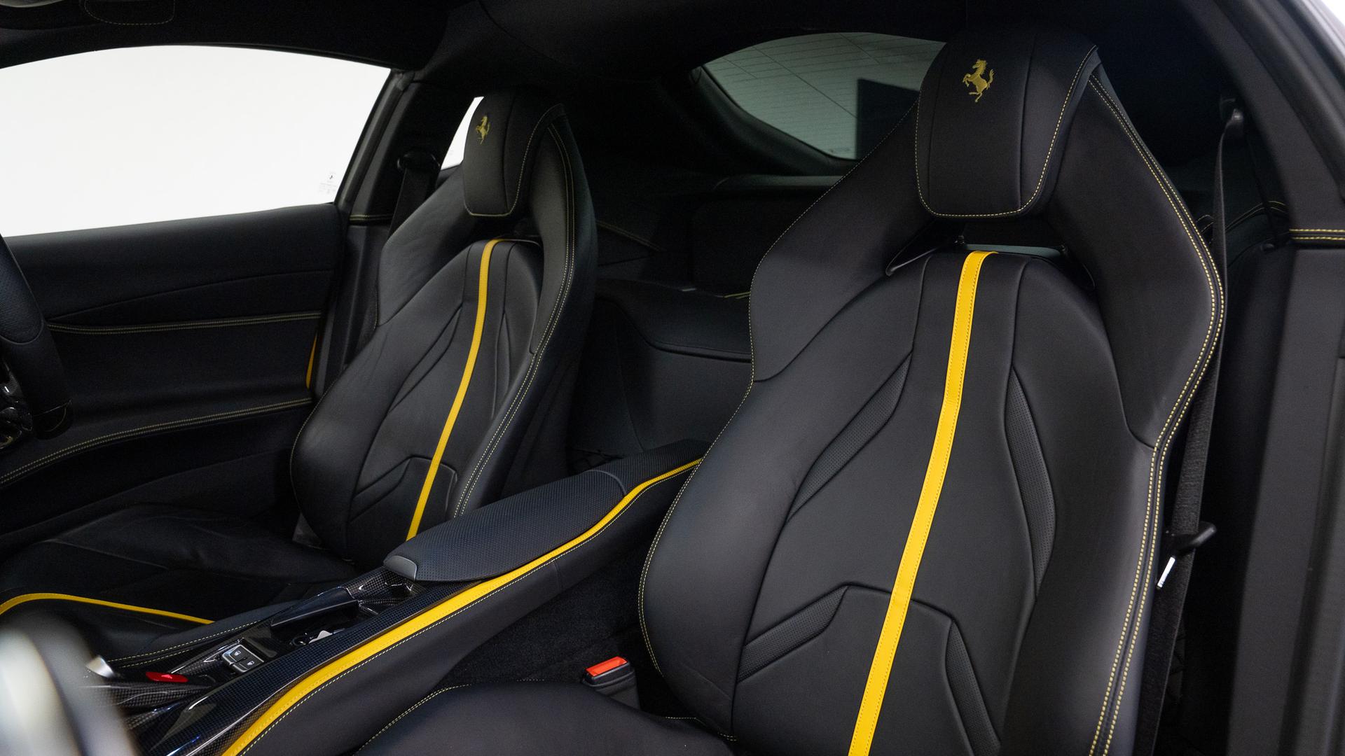 Ferrari 812 Photo 246d41de-106b-408c-a16a-5baf63a35da4.jpg