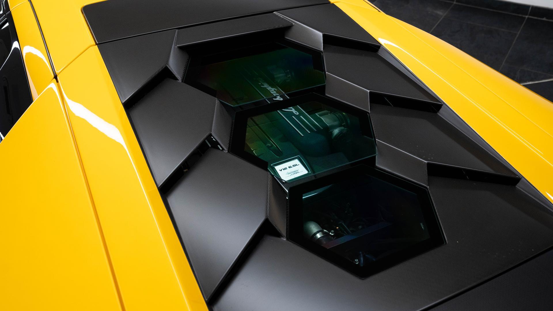 LAMBORGHINI Murcielago Photo 248f244f-fcdb-469e-a6aa-7cc67e902dfe.jpg