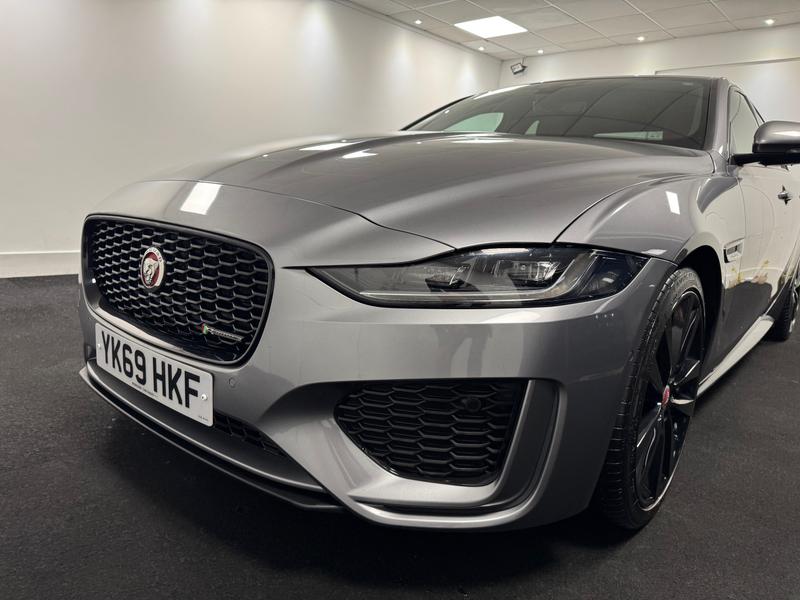 Jaguar XE Photo 248f31c7-bcf2-4b32-afe7-587464a4e91b.jpg