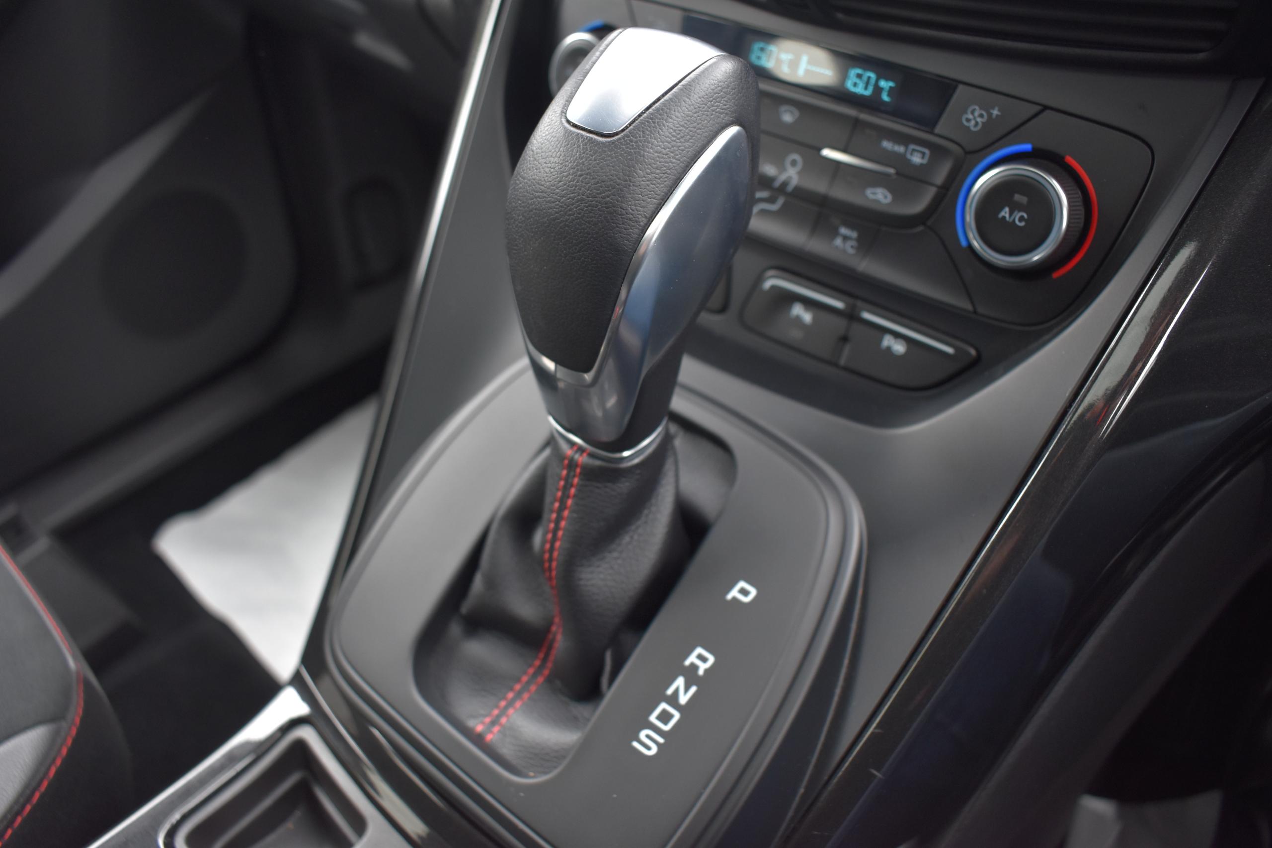 Used Ford KUGA VX19LBG 31