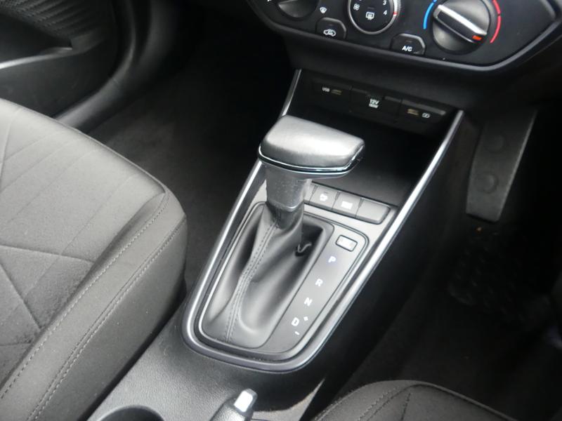 Hyundai BAYON Photo 24a3a0a7-3f37-4b54-b809-fa38dacd9257.jpg