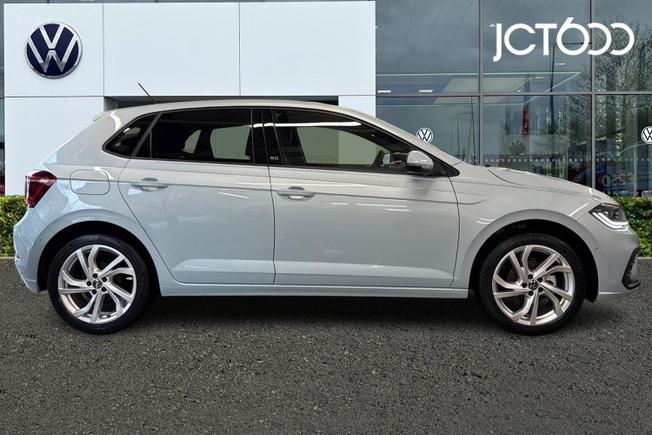 VOLKSWAGEN Polo Photo 4