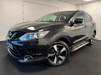 Used 2017 Nissan Qashqai AUTOMATIC DIESEL 1.6 dCi N-Connecta SUV 5dr Diesel XTRON 2WD Euro 6 (s/s) (130 ps) at Hodgson Car Sales