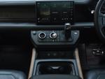 Land Rover Defender 90 Photo 25