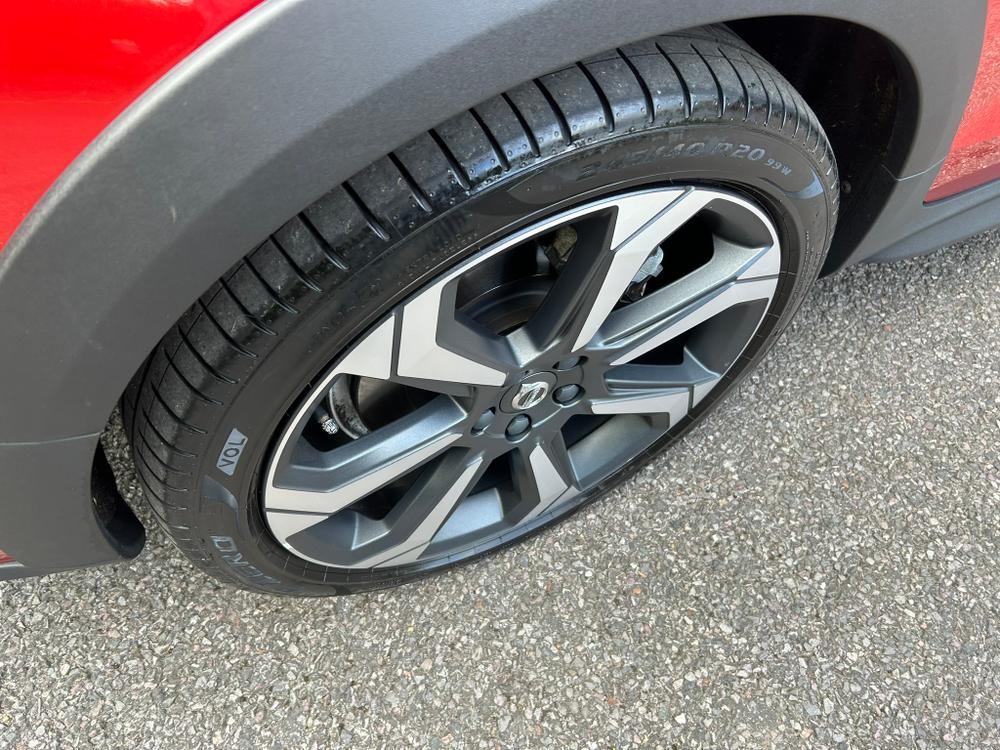 Used Volvo V60 Cross Country YM23KNX 46