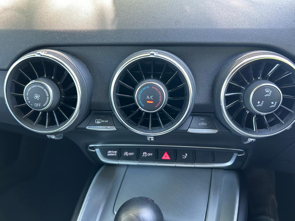 Used Audi TT DA71TWK 37