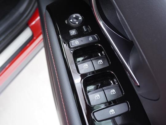 Hyundai TUCSON Photo 24deb34a-3ad6-4918-9ed2-23432f80de83.jpg