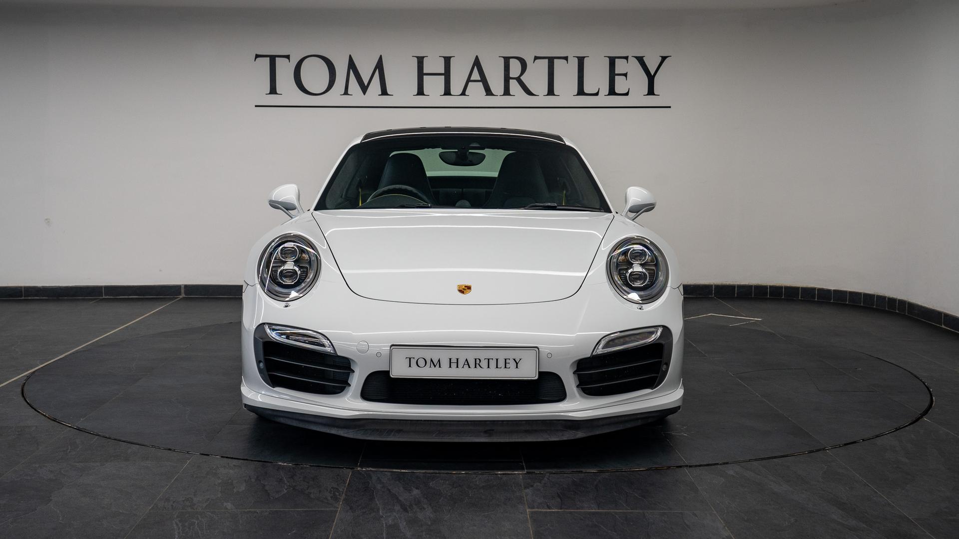 Porsche 911 Photo 24fa452f-0708-4617-bda6-4305f5fad20f.jpg