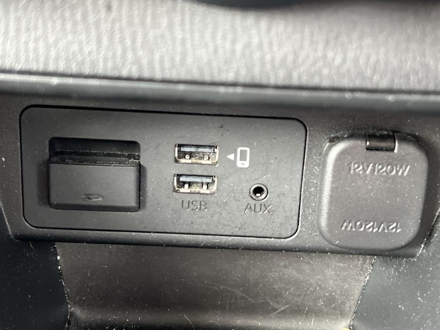 Mazda Mazda2 Photo 2500222b-5a9e-4d98-9669-5fc6e91c98e8.jpg