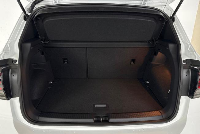 VOLKSWAGEN T-Cross Photo 9