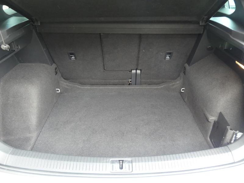 Volkswagen Tiguan Photo 2509cbd9-d98b-41fb-b7c2-1aa29d68a117.jpg