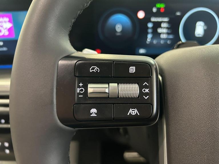 Used Hyundai IONIQ 9 82377643597 17