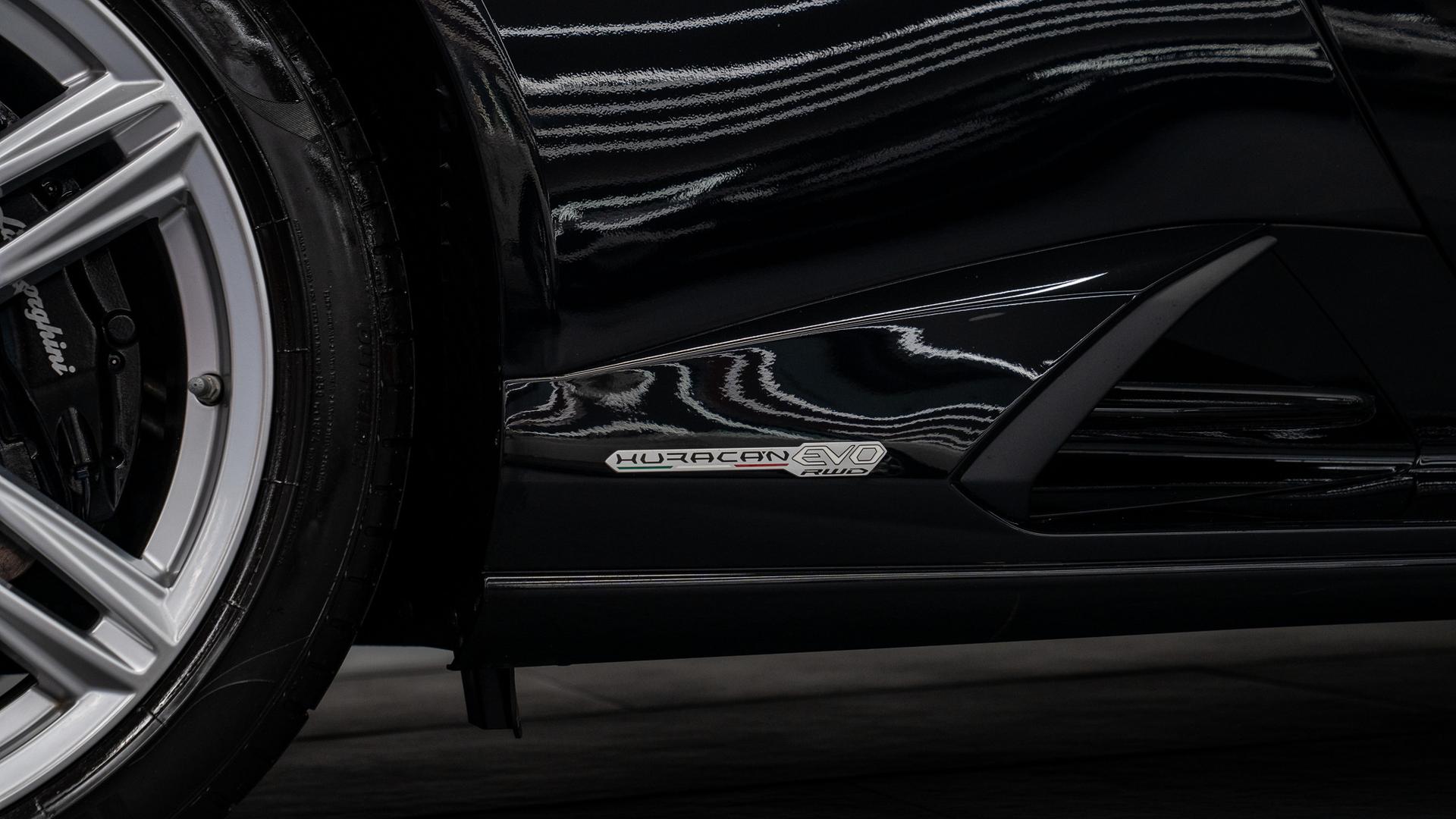 LAMBORGHINI Huracan Photo 252fe50b-3ffd-4bfd-9685-aa89a040736a.jpg