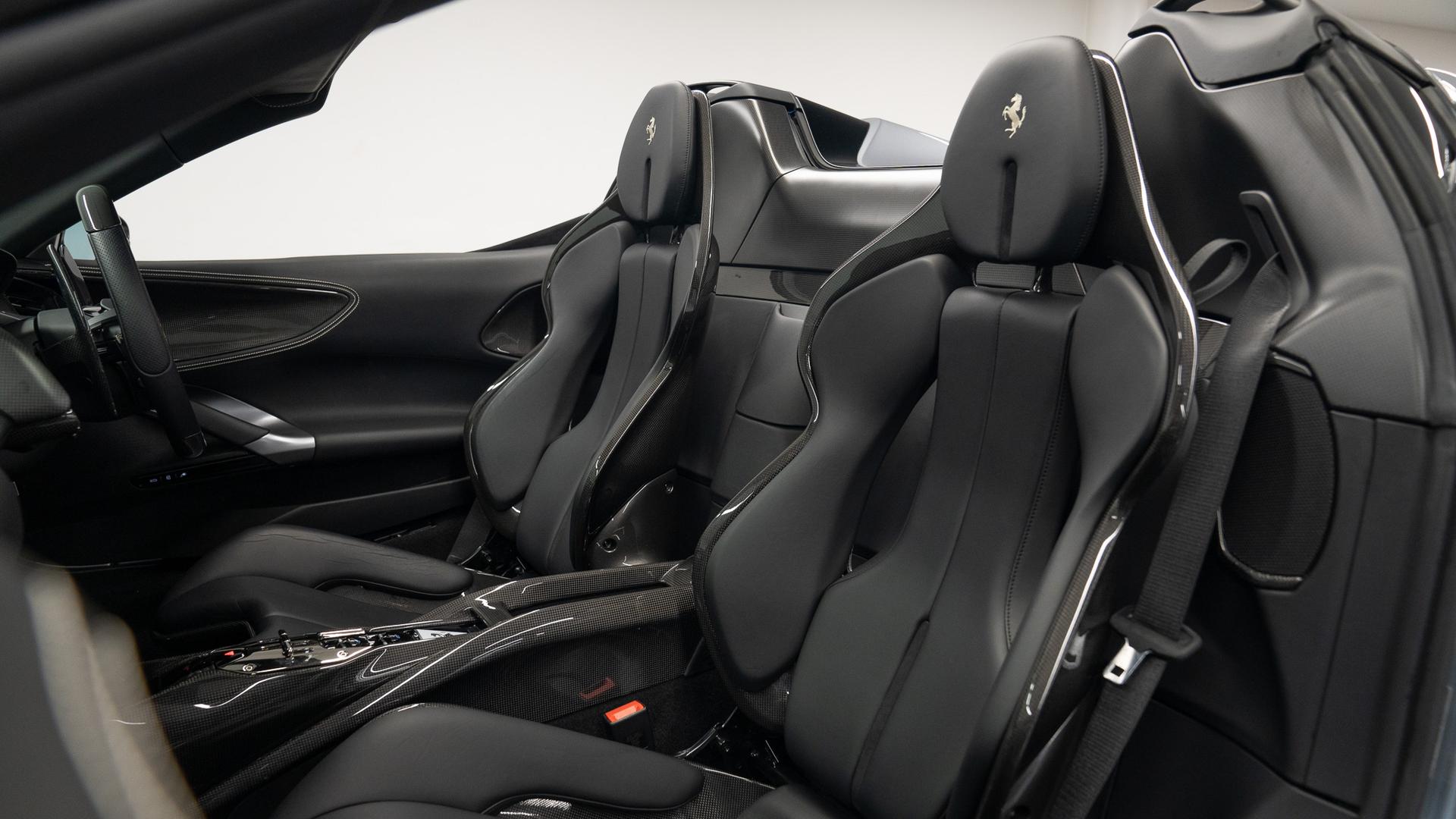 Ferrari SF90 Spider Photo 254ab615-eeea-4381-8144-180e64038387.jpg