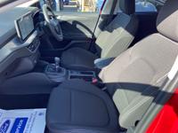 Ford Focus Photo 8