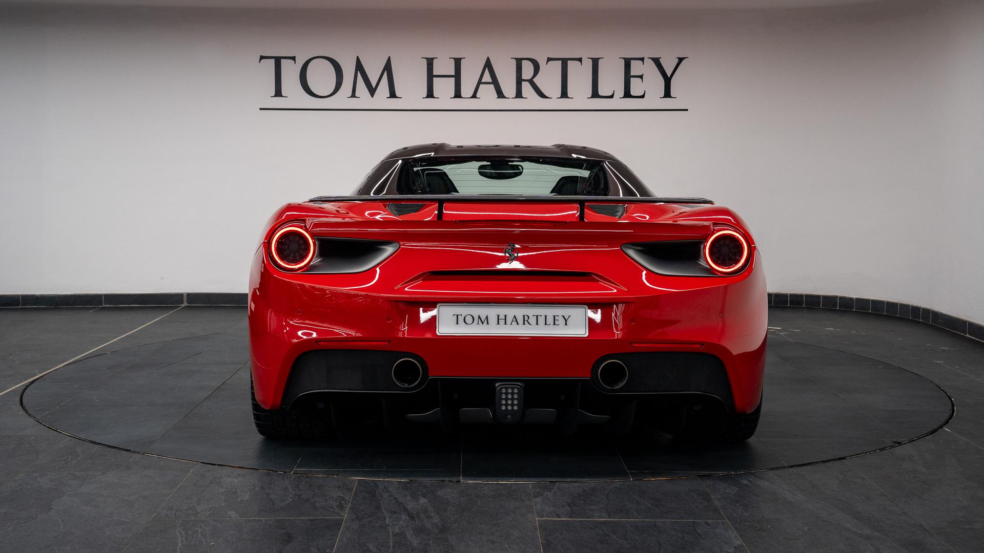 Ferrari 488 Photo 256d16f2-8557-423e-8a3f-a04771ad795b.jpg