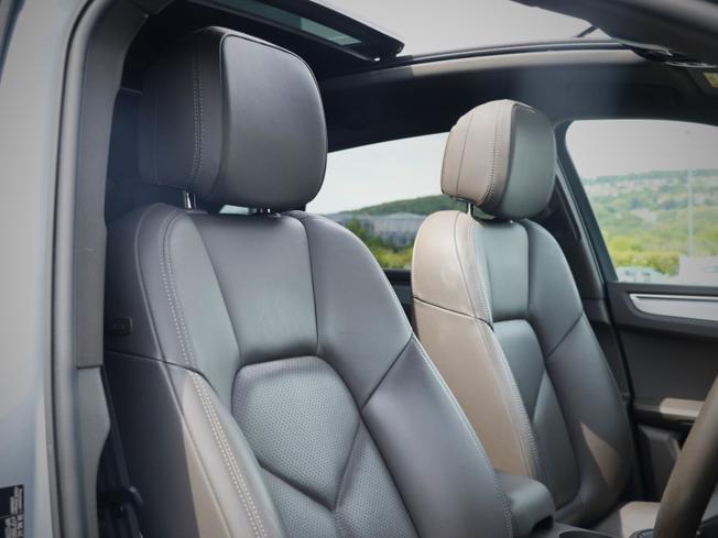 PORSCHE Macan Photo 11