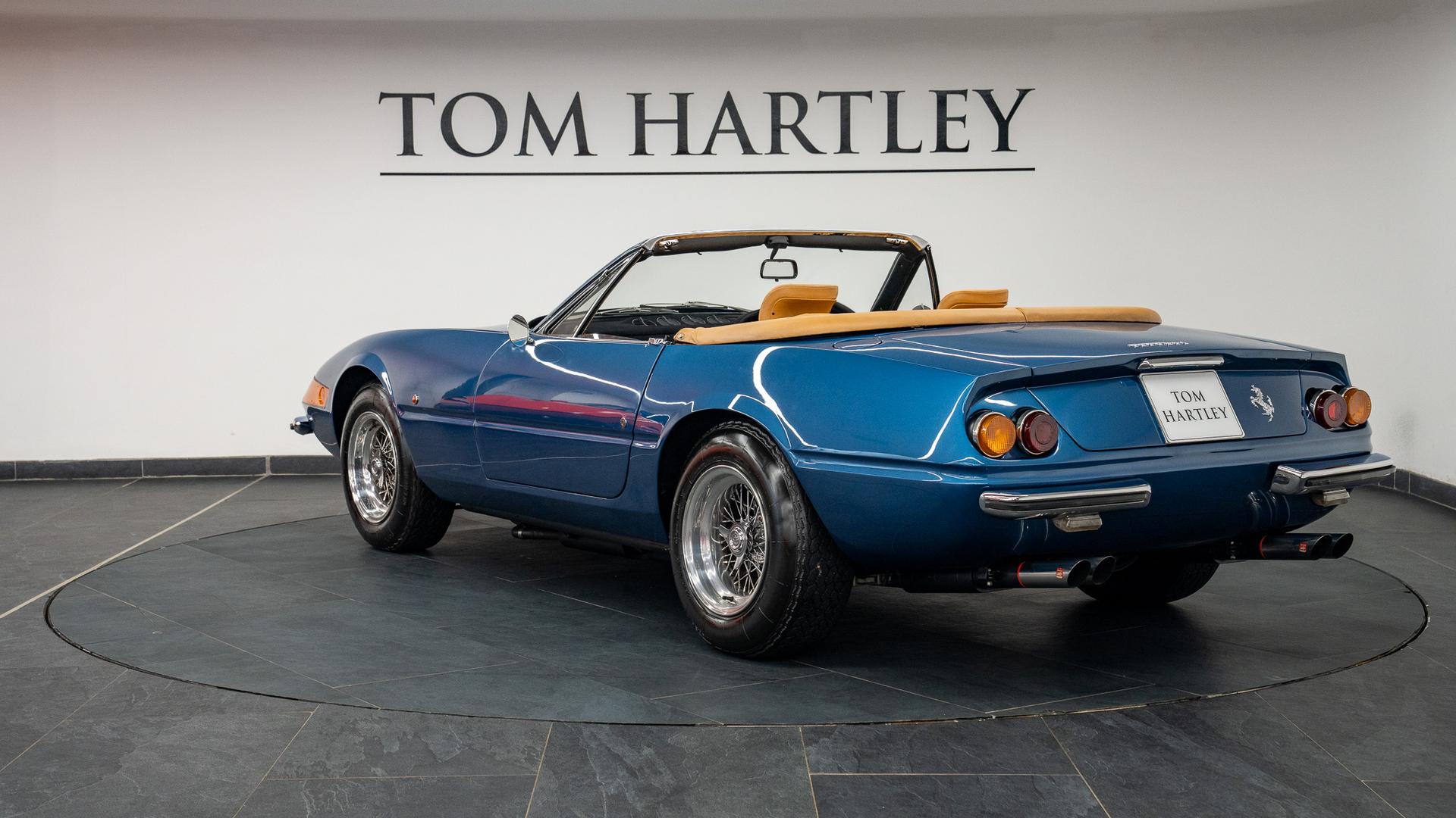 Ferrari 365 GTB/4 Daytona Photo 258772c6-be0f-4a9d-90d6-e283fd137e2e.jpg