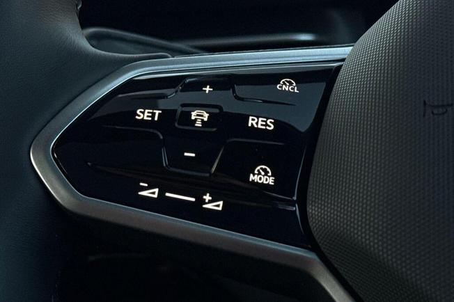 Volkswagen ID.7 Photo 17