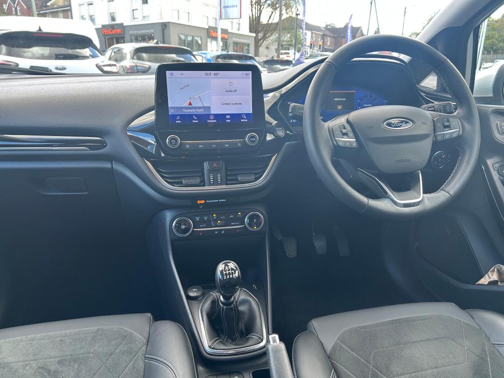 Ford Fiesta Photo 25940771-19cc-44d3-bb45-0b9a17a68cd5.jpeg