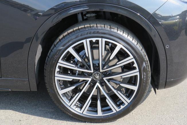 Maserati Grecale Photo 16