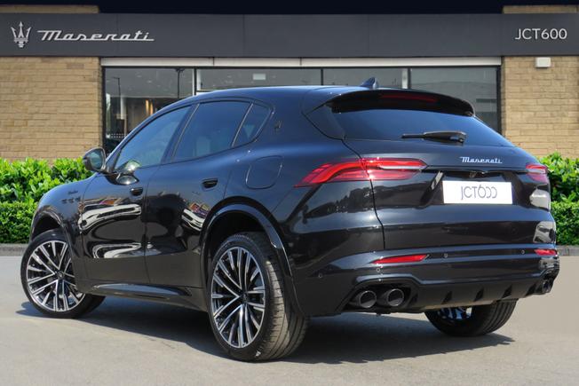 Maserati Grecale Photo 2