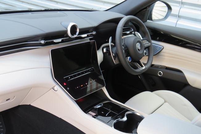 Maserati Grecale Photo 3