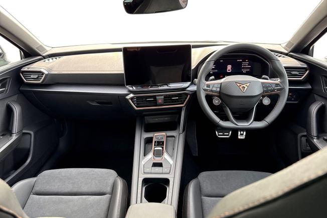 CUPRA Leon Photo 10