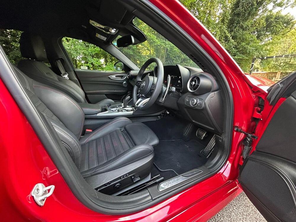 Used Alfa Romeo Giulia RA25EVW 19