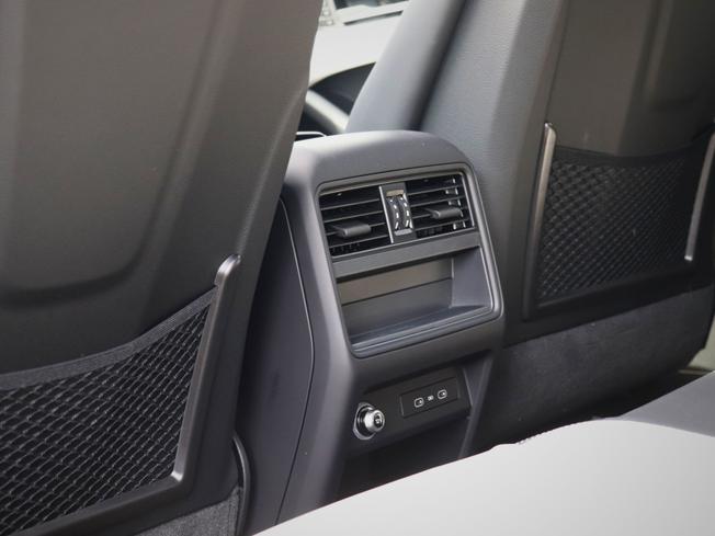 Porsche Cayenne Photo 37