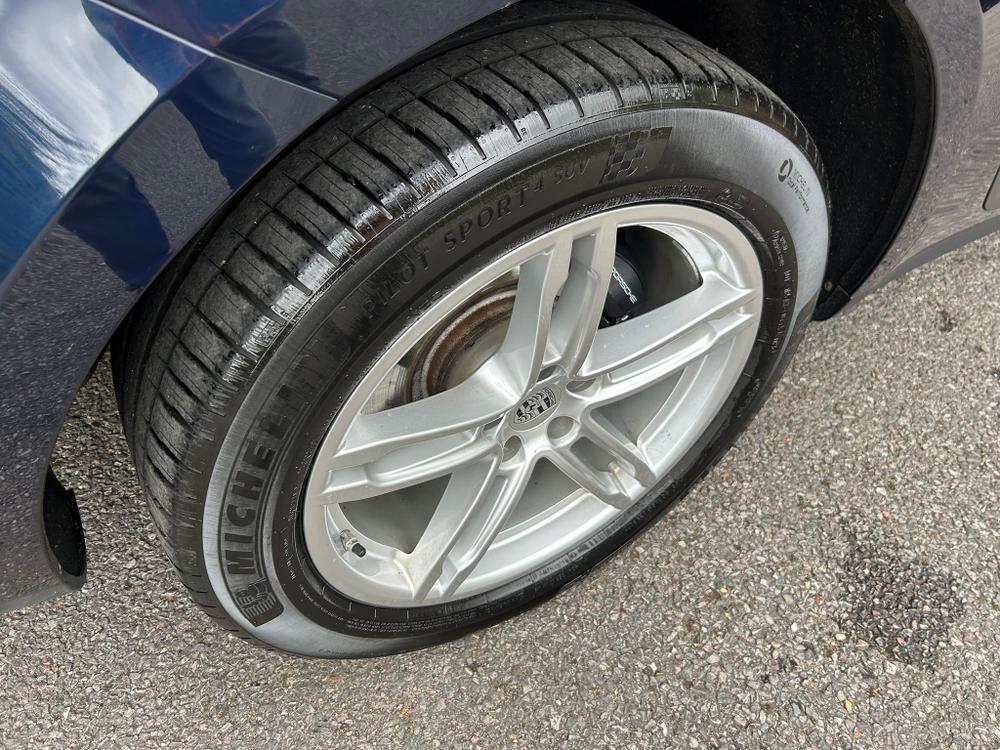 Used Porsche Macan YJ72ASM 35