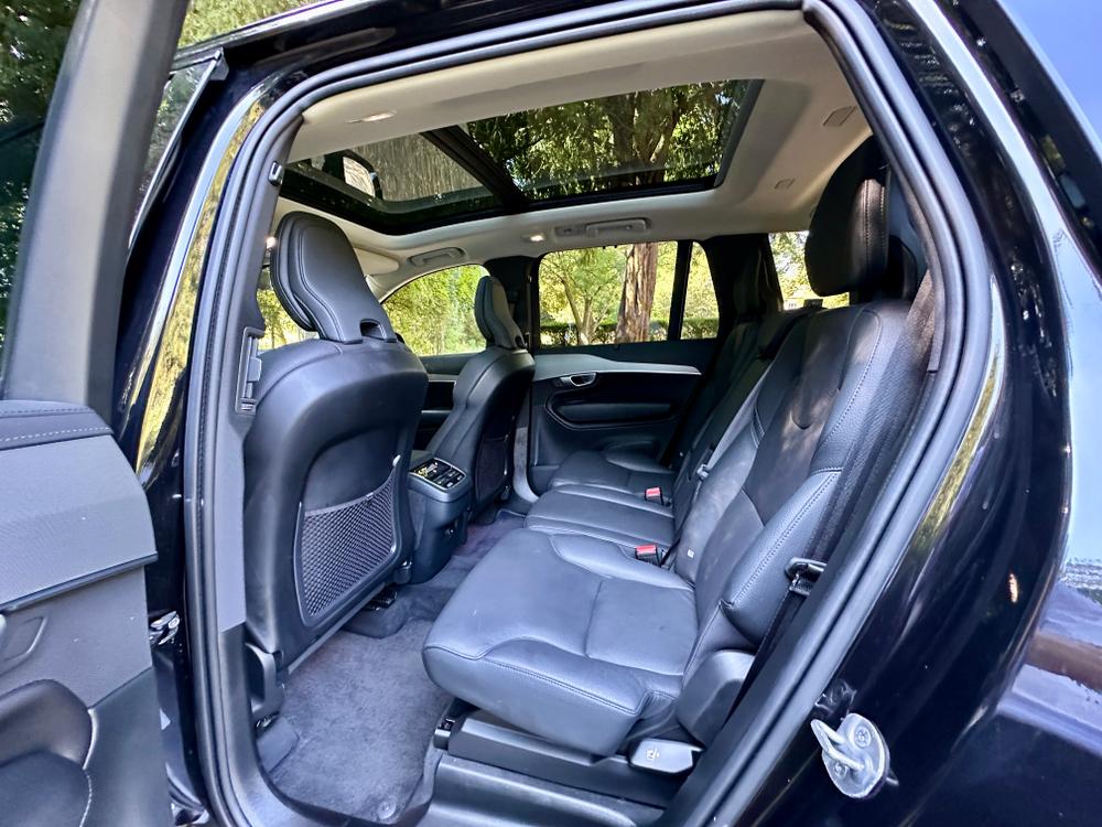 Used Volvo XC90 RJ73OAX 26