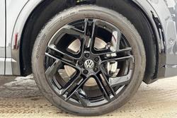 Volkswagen Tiguan Photo 4