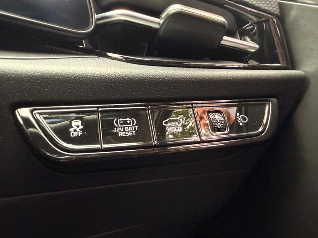 Kia Niro Photo 25c75614-309c-4753-9e3f-291f2c8e502b.jpg