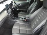 Mercedes-Benz GLA Photo 21