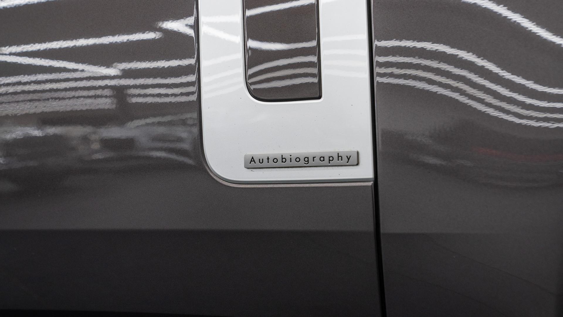 Land Rover Range Rover Photo 25d582b9-9522-4fe1-b633-eb1f7106b679.jpg