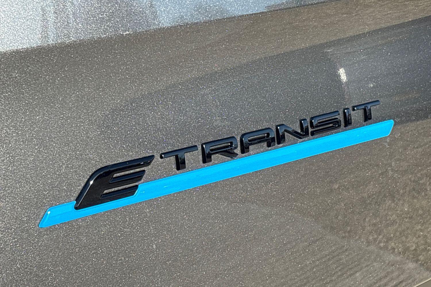Ford E-TRANSIT CUSTOM Photo 24