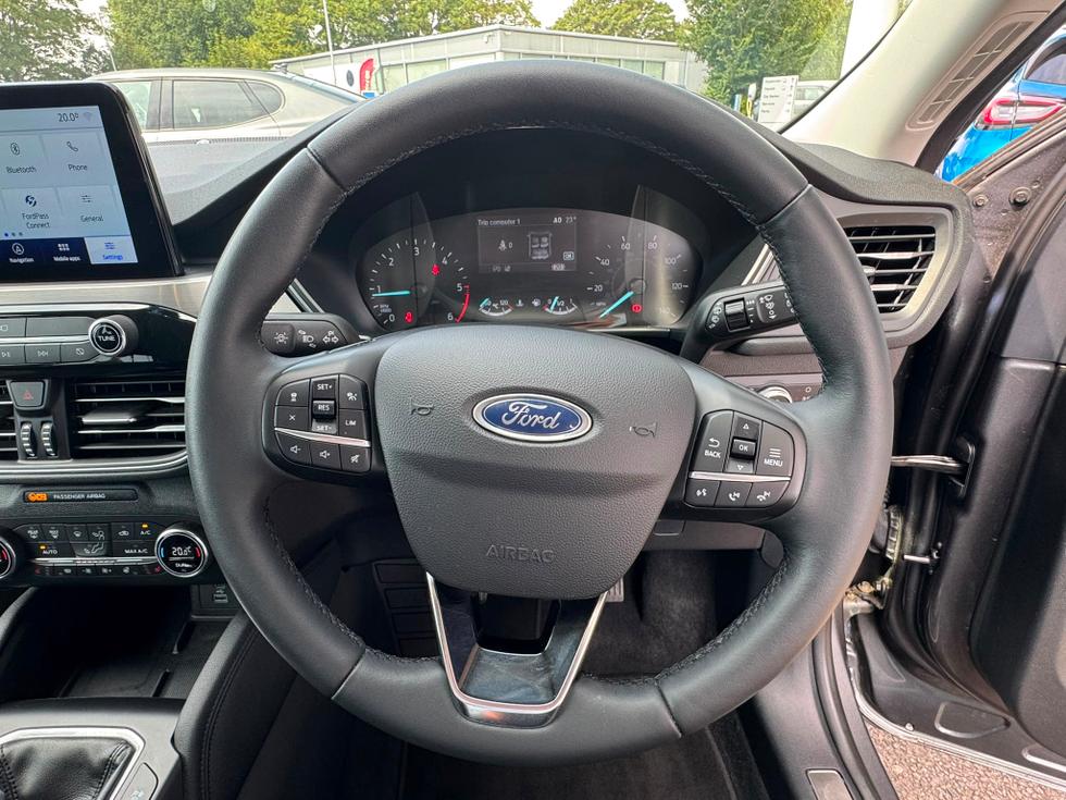 Ford Kuga Photo 25fea7a7-60bb-4ef3-a807-0fc57dda09e8.jpeg