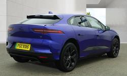 Jaguar I-PACE Photo 3