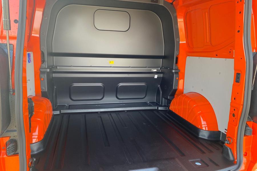 Ford TRANSIT CUSTOM Photo 263459cd-4aa3-4633-bd10-2cc7c345d4d8.jpg