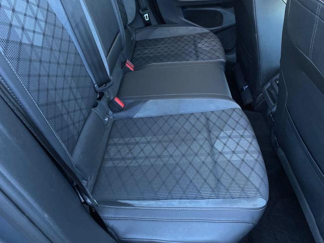 Volkswagen Golf Photo 31