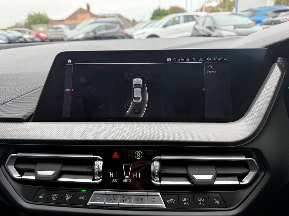 BMW 2 Series Gran Coupe Photo 26370baf-4757-4b22-9cd9-101d002a1323.jpg