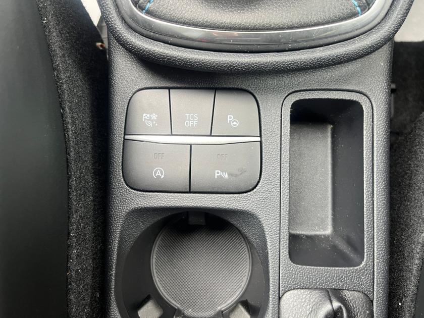 Ford Fiesta Photo 2638d79a-7fe1-4931-bf69-30e828c0b481.jpg