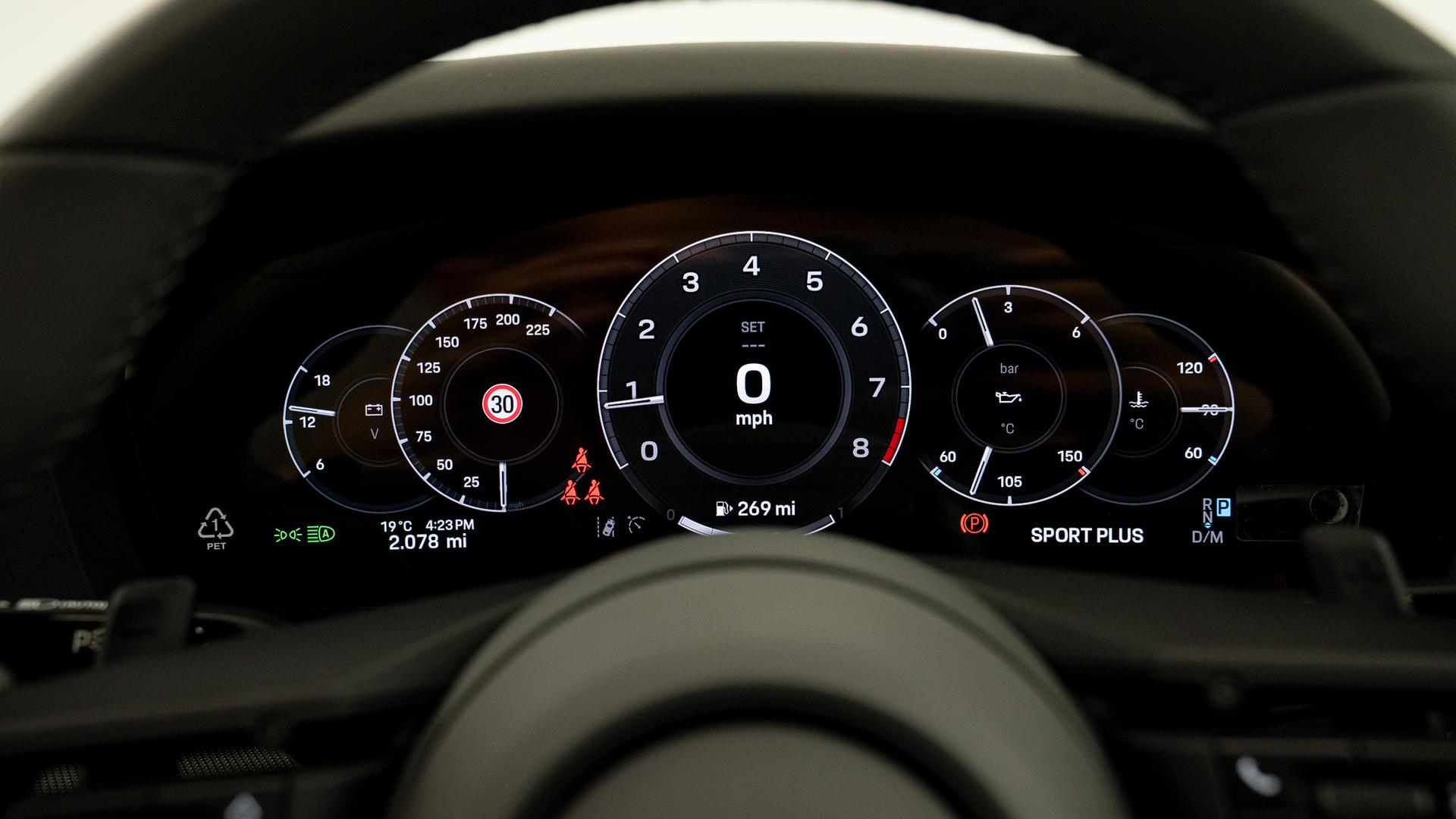 Porsche 911 Photo 26390085-1401-494a-895e-2f7c4132baef.jpg