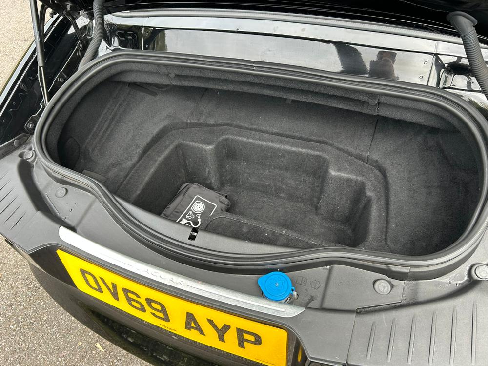 Used Jaguar F-Type OV69AYP 24