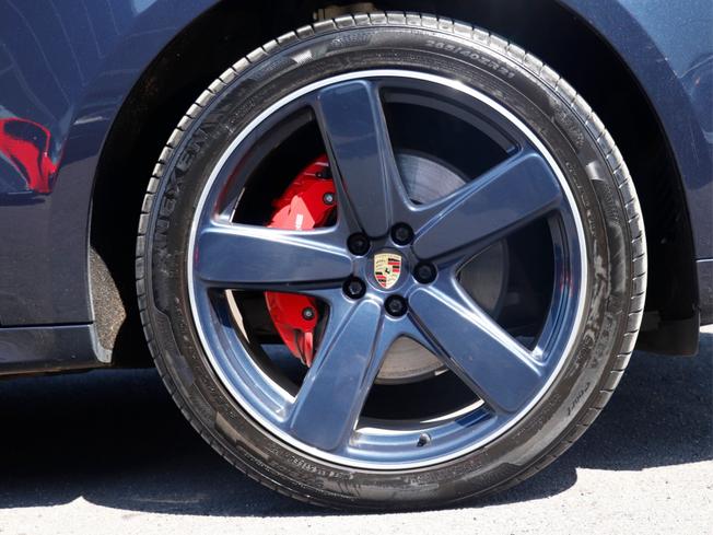 PORSCHE Macan Photo 14