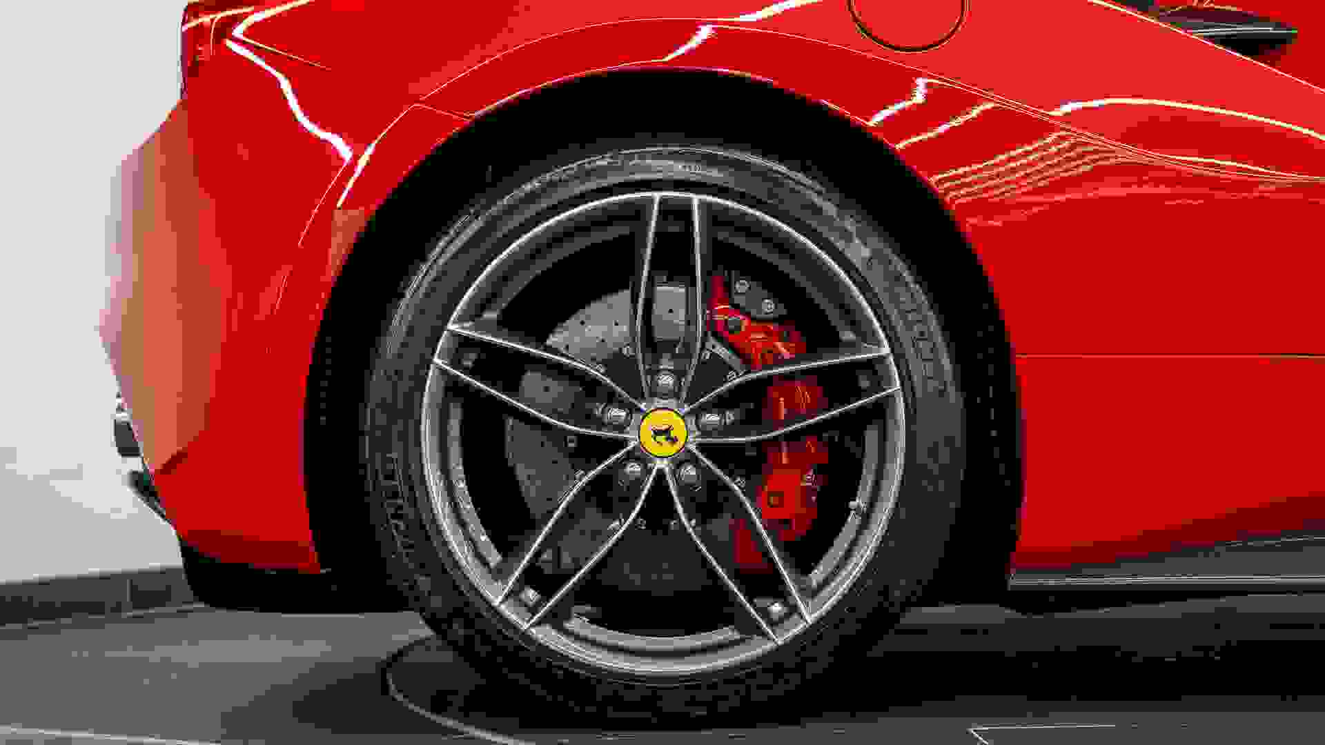 Ferrari 488 Photo 26647a09-8439-4049-992e-6e4269621f73.jpg