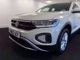 Volkswagen T-Roc Photo 4