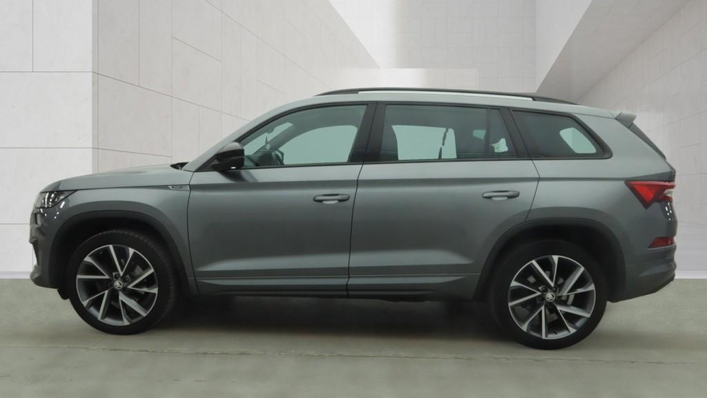 2022 SKODA KODIAQ 1.5 TSI Sport Line 5dr DSG [7 Seat] - vehicle photo 5 for sale on PureCar